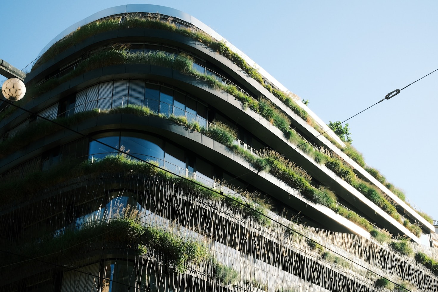 Sustainable Construction: A Path to Environmental Balance
